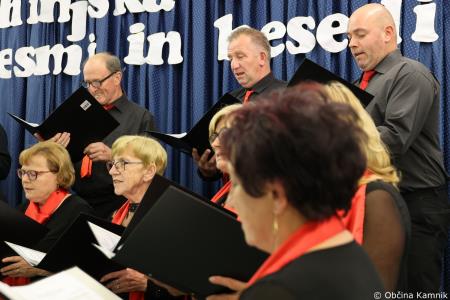 Tuhinjska dolina v pesmi in besedi (7)